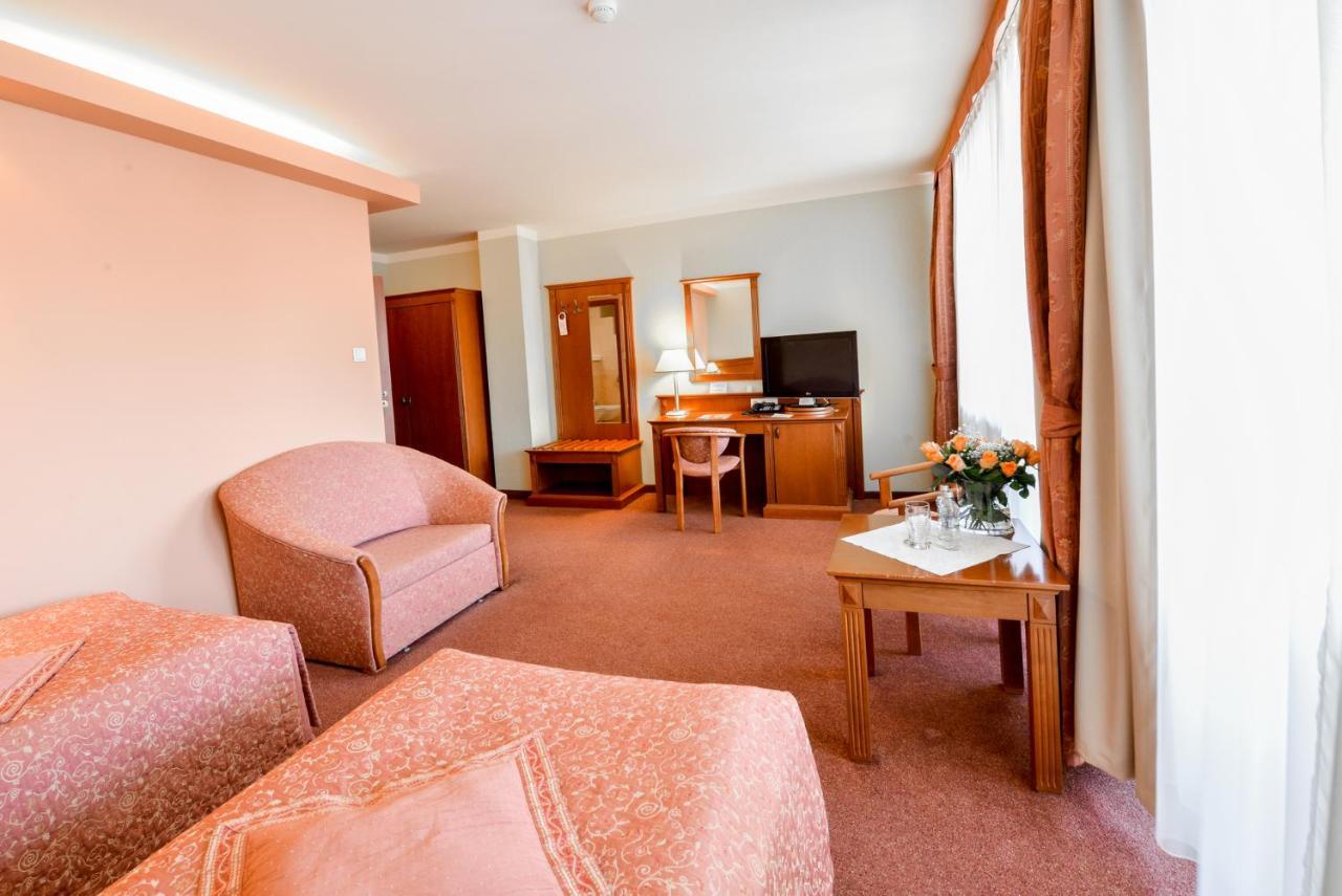 Jawor Готель 4*